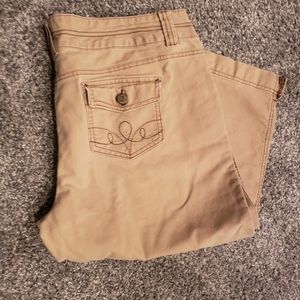 Maurices Capris (15/16)